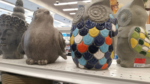 Clothing Store «Ross Dress for Less», reviews and photos, 640 Concar Dr, San Mateo, CA 94402, USA