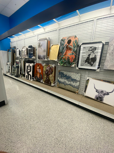 Clothing Store «Ross Dress for Less», reviews and photos, 902 Sepulveda Blvd, Harbor City, CA 90710, USA