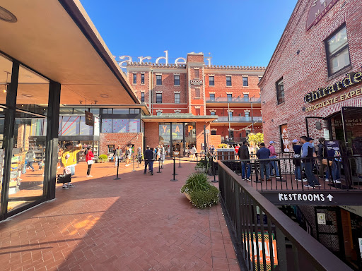 Chocolate Shop «Ghirardelli Chocolate», reviews and photos, 2 New Montgomery St, San Francisco, CA 94105, USA