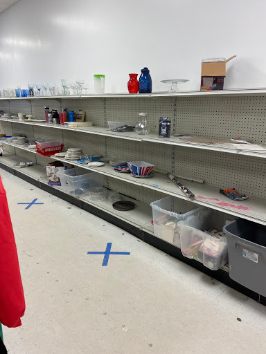 Thrift Store «GCF Donation Center & Store (Raeford)», reviews and photos