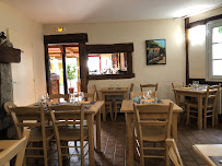 Atmosphère du Restaurant Le Mermoz à Montoire-sur-le-Loir - n°1