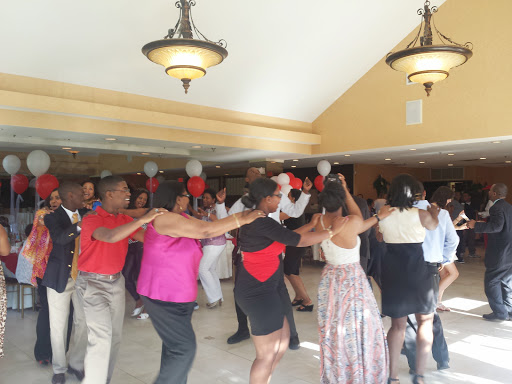 Golf Course «Tashua Knolls & Tashua Glen Golf Course», reviews and photos, 40 Tashua Knolls Ln, Trumbull, CT 06611, USA