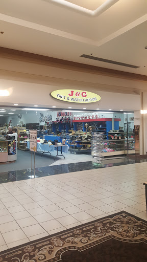 Shopping Mall «County Fair Fashion Mall», reviews and photos, 1264 E Gibson Rd E-500, Woodland, CA 95776, USA