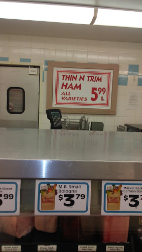 Grocery Store «Market Basket», reviews and photos, 2 Water St, Haverhill, MA 01830, USA