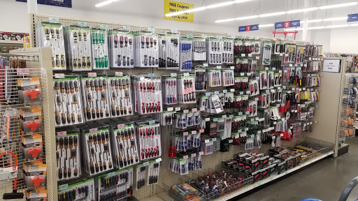 Hardware Store «Harbor Freight Tools», reviews and photos, 1291 N Hacienda Blvd, La Puente, CA 91744, USA