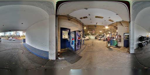 Tire Shop «Wiygul Automotive Clinic of Reston, VA», reviews and photos, 11728 Sunset Hills Rd, Reston, VA 20190, USA