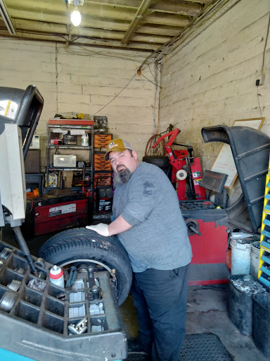 Tire Shop «The Tire Store», reviews and photos, 5633 Atlanta Hwy, Flowery Branch, GA 30542, USA