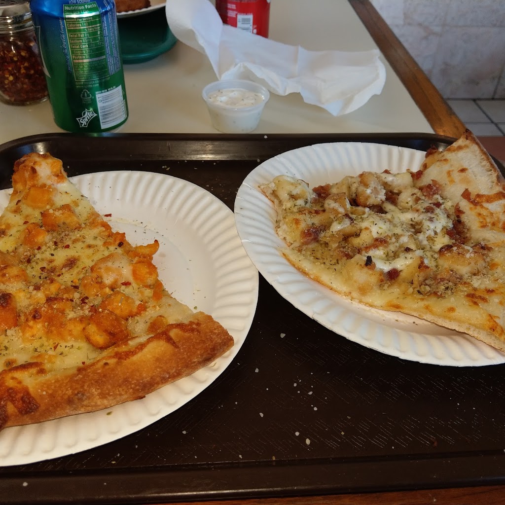 Ipek's La Bella Pizza 12061