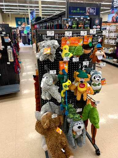Pet Supply Store «Petco Animal Supplies», reviews and photos, 35860 Chester Rd, Avon, OH 44011, USA