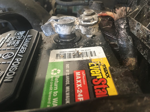 Tire Shop «Walmart Tires & Auto Parts», reviews and photos, 6192 Gunn Hwy, Tampa, FL 33625, USA