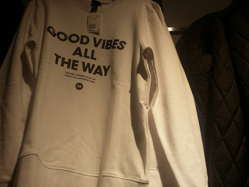 Clothing Store «H&M», reviews and photos, 2140 Annapolis Mall Rd, Annapolis, MD 21401, USA