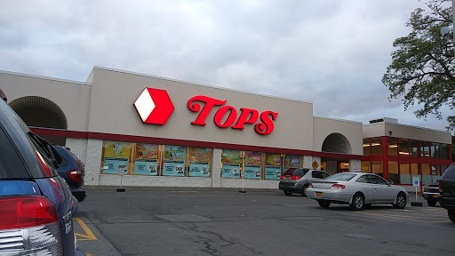 TOPS Friendly Markets, 710 Lake Ave, Rochester, NY 14613, USA, 