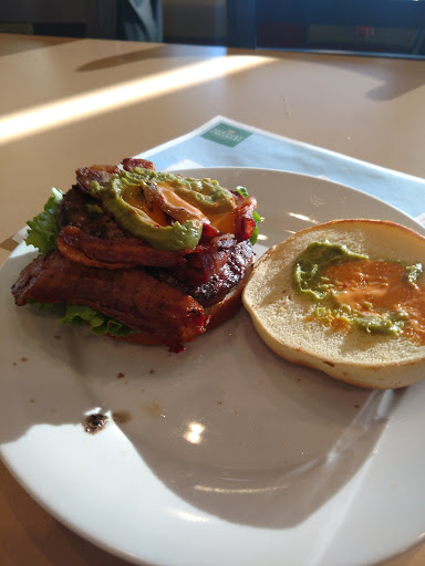 American Restaurant «Newport Creamery», reviews and photos, 1256 Warwick Ave, Warwick, RI 02888, USA