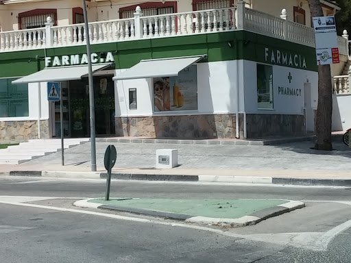 Información y opiniones sobre Farmacia Ana Selma Vegara de Torrevieja