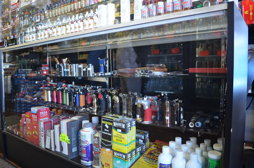 Tobacco Shop «Bob Smoke Shop», reviews and photos, 6165 El Cajon Blvd # M, San Diego, CA 92115, USA