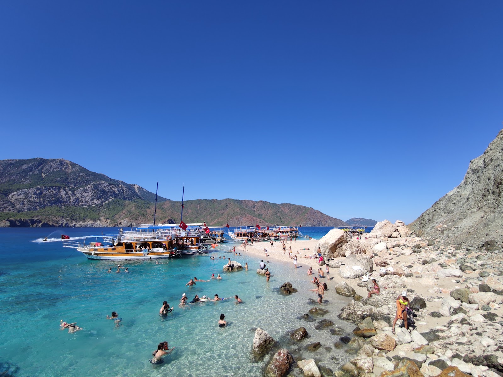 Suluada Beach photo #9