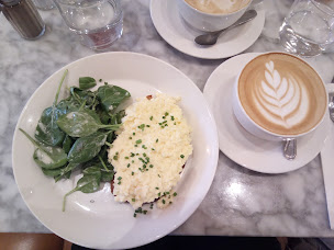 Photo n°192 de Loulou à Paris ()