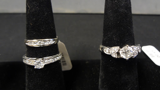 Pawn Shop «Mad Dog Pawn», reviews and photos, 3324 Manatee Ave W, Bradenton, FL 34205, USA