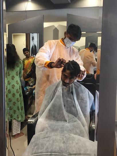 Hair Wizard Professional Salon - G1, 5 Pujyshri Complex, Telephone  Exchange, Square Old, Cement Road, Nagpur, Maharashtra, IN - Zaubee
