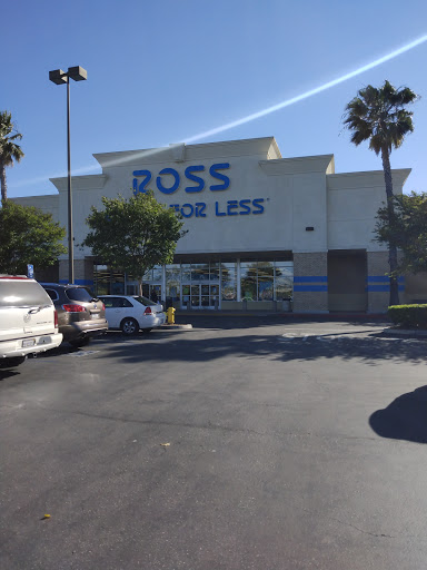 Clothing Store «Ross Dress for Less», reviews and photos, 212 Towne Center Dr, Compton, CA 90220, USA