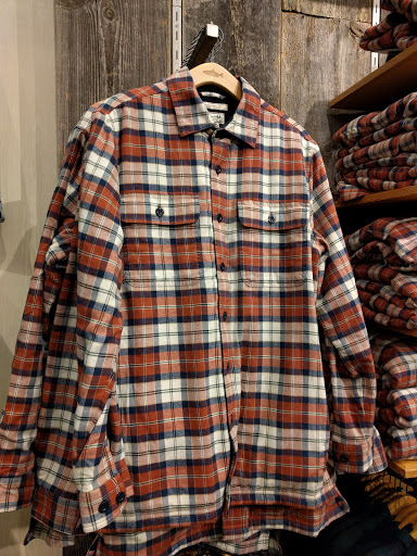 Clothing Store «L.L. Bean», reviews and photos, 1000 Ross Park Mall Dr, Pittsburgh, PA 15237, USA