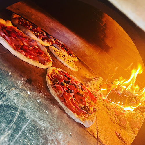 Reviews of Artigiani pizza in Nottingham - Pizza