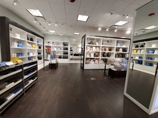 Fashion Accessories Store «Michael Kors», reviews and photos, 18 West Lightcap Rd #1109, Pottstown, PA 19464, USA