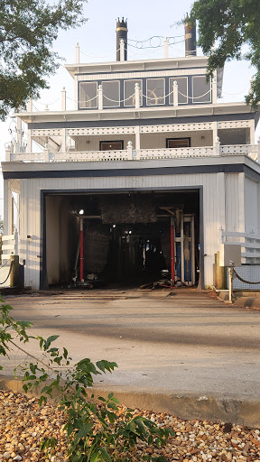 Car Wash «Sporty’s Riverboat Car Wash», reviews and photos, 520 S Ponce De Leon Blvd, St Augustine, FL 32084, USA