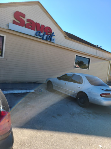 Grocery Store «Save-A-Lot», reviews and photos, 600 E Main St, Pahokee, FL 33476, USA