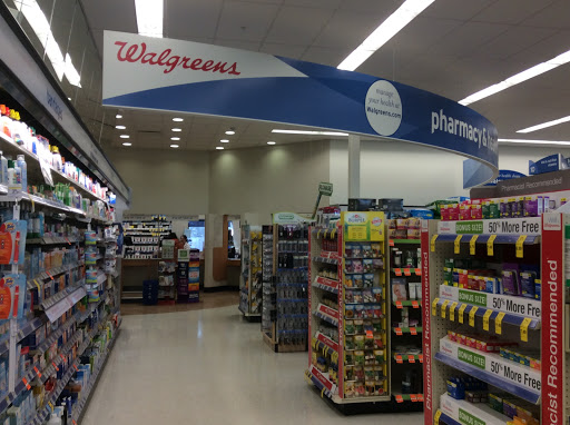 Drug Store «Walgreens», reviews and photos, 2635 Rice St, Roseville, MN 55113, USA