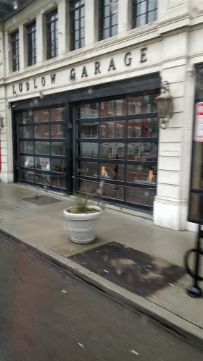 Live Music Venue «Live at the Ludlow Garage», reviews and photos, 342 Ludlow Ave, Cincinnati, OH 45220, USA