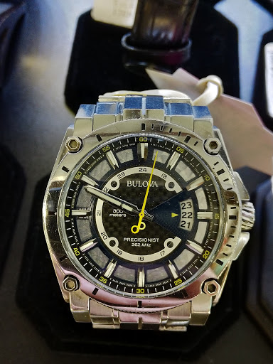 Pawn Shop «Roswell Pawn & Jewelry», reviews and photos, 615 Holcomb Bridge Rd, Roswell, GA 30076, USA