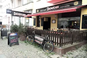 Café Dazwischen image