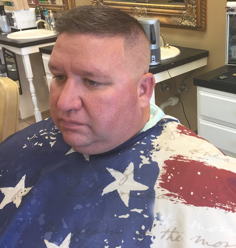 Barber Shop «East End Barber Shop», reviews and photos, 2622 Chamberlain Ln, Louisville, KY 40245, USA
