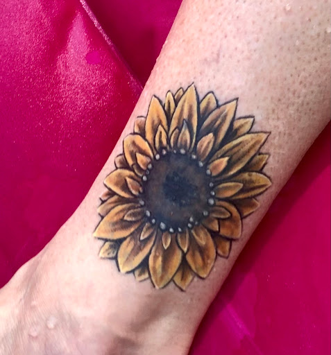 Explore rush tattoo ideas, creative tattoo ideas in Round Rock, available at Supernova Tattoo Parlour