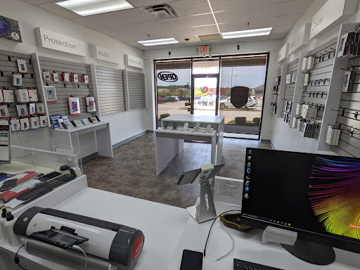 Electronics Repair Shop «CPR Cell Phone Repair Wentzville», reviews and photos, 1828 Wentzville Pkwy, Wentzville, MO 63385, USA