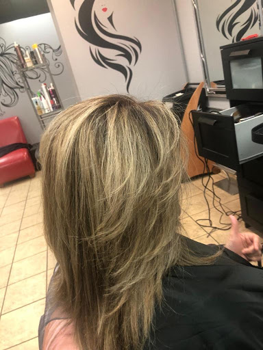 Beauty Salon «Glorious Beauty Salon & Spa», reviews and photos, 5029 W Armitage Ave, Chicago, IL 60639, USA