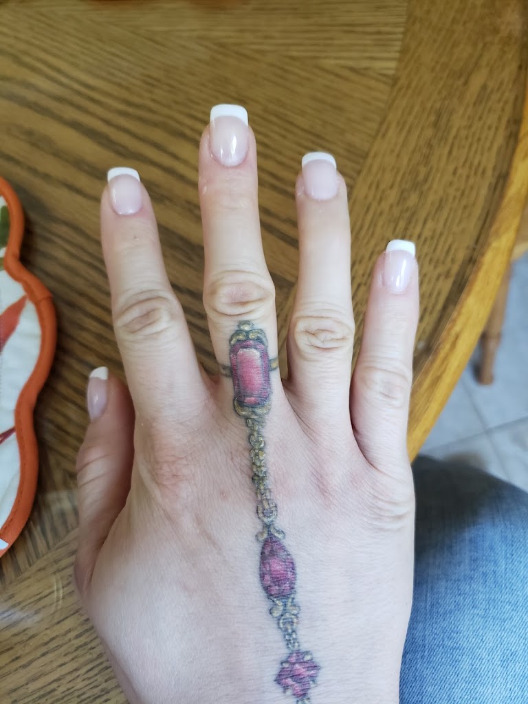 French Nails 07081