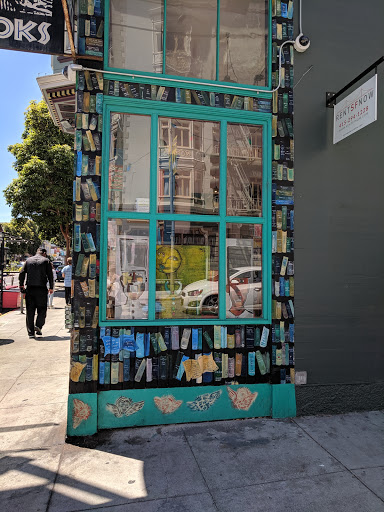 Book Store «Dog Eared Books», reviews and photos, 900 Valencia St, San Francisco, CA 94110, USA