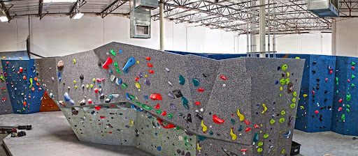 Rock Climbing Gym «Hangar 18 Indoor Climbing Gym - Rancho Cucamonga», reviews and photos, 9004 Hyssop Dr, Rancho Cucamonga, CA 91730, USA