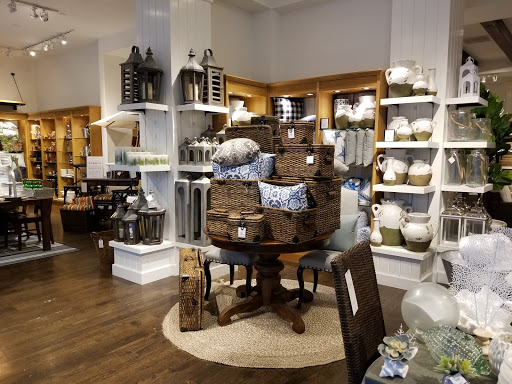 Furniture Store «Pottery Barn», reviews and photos, 125 Westchester Ave #2490a, White Plains, NY 10601, USA