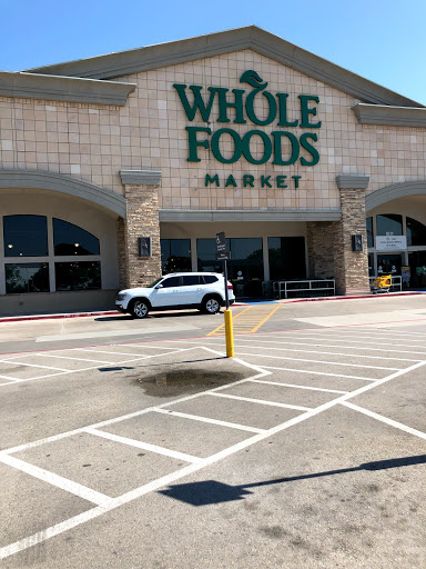 Grocery Store «Whole Foods Market», reviews and photos, 801 E Lamar Blvd, Arlington, TX 76011, USA