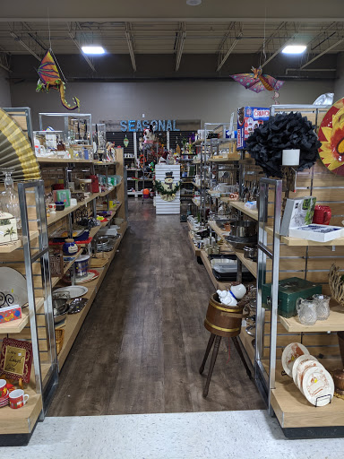 Thrift Store «Hillcrest Thrift Shop», reviews and photos