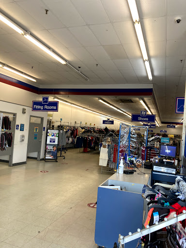 Thrift Store «Goodwill Industries of Greater Cleveland & East Central Ohio», reviews and photos, 12650A Rockside Rd, Cleveland, OH 44125, USA