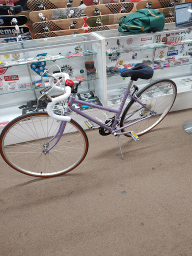 Bicycle Store «ADT Bike & Skate Shop (Arc De Triomphe Inc)», reviews and photos, 114-01 Jamaica Ave, Richmond Hill, NY 11418, USA