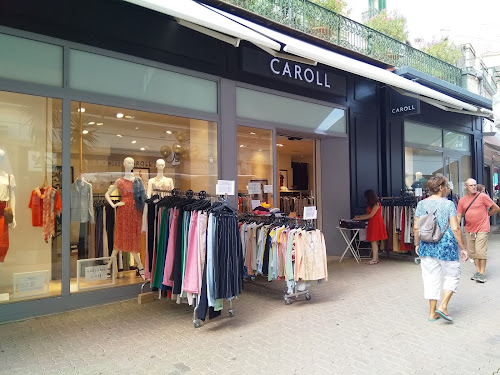 Magasin de vêtements pour femmes Caroll Hyères