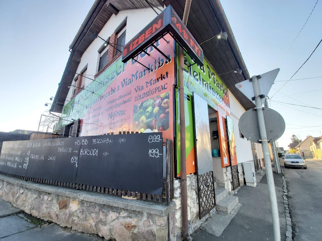 Via Markt - Élelmiszerüzlet