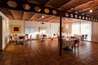 Restaurante el Andén - antigua estacion de ferrocarril, 44597 Torre del Compte, Teruel, Spain