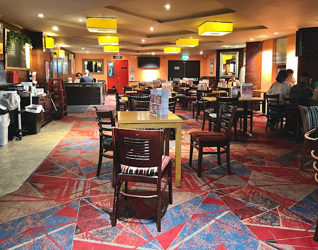 The Paramount - JD Wetherspoon - Manchester