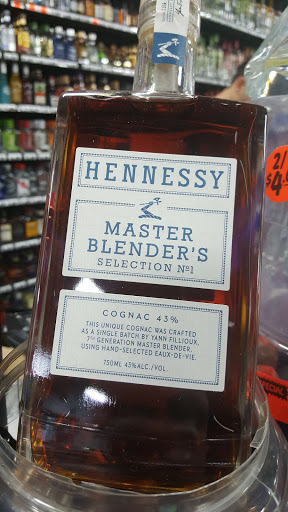 Liquor Store «Romulus Palace Liquor Store», reviews and photos, 31370 Ecorse Rd, Romulus, MI 48174, USA